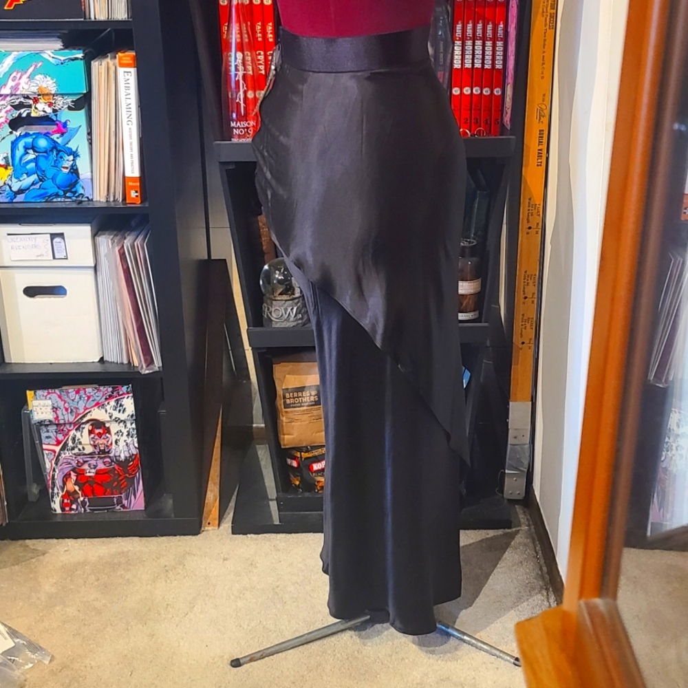 Chic Liquid Satin Layered Column Skirt NWT
